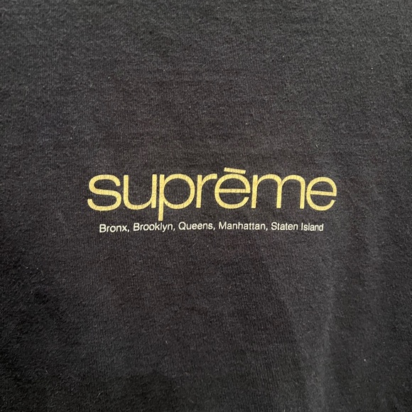Supreme T shirt - Picture 2 of 4